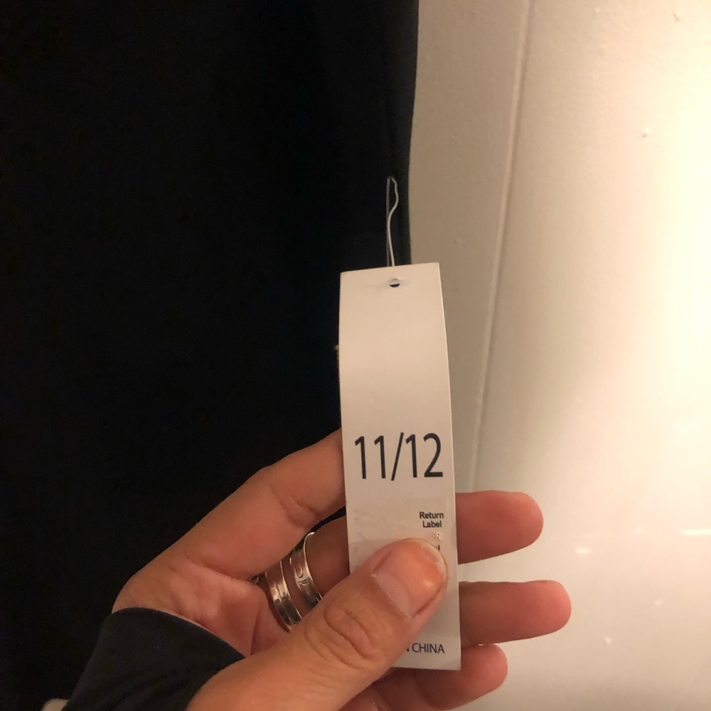 NWT Little black dress, off shoulder - Picture 4 of 5